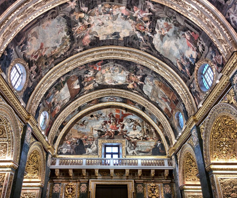 Intérieur cathédrale St Jean