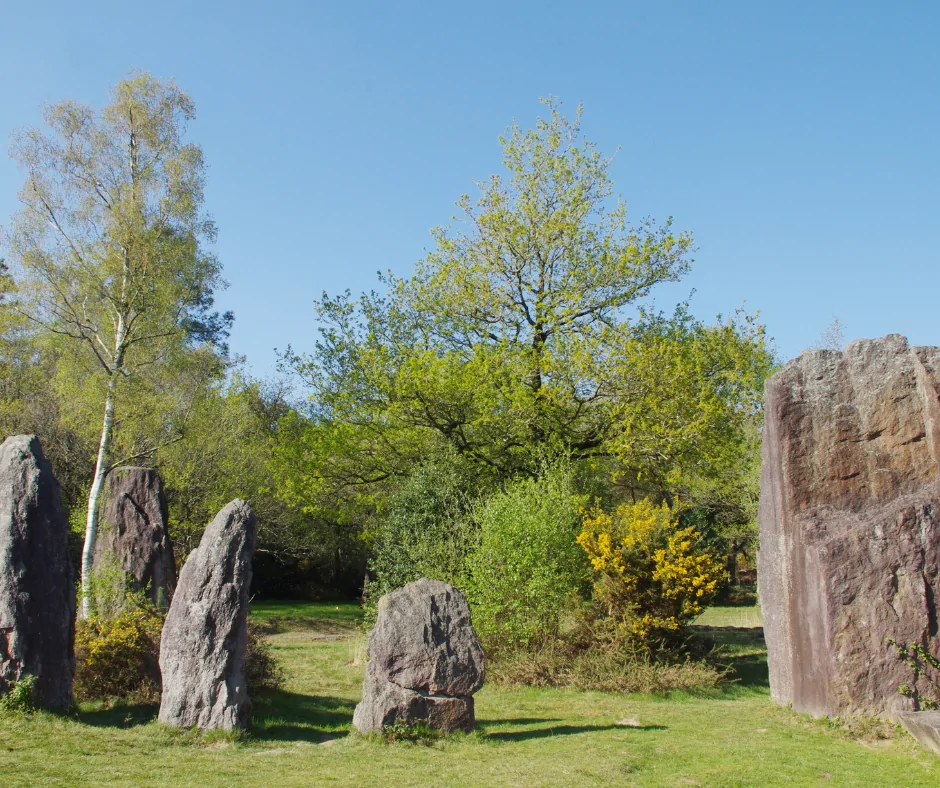 Menhirs de Monteneuf